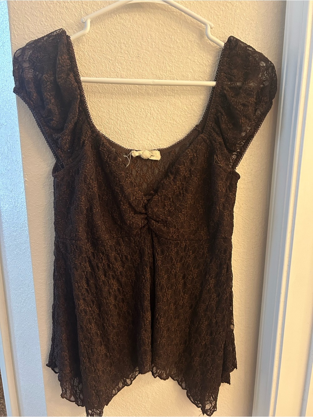 A. Byer Dark Brown Lace Cap-Sleeve Scoop Neck Top